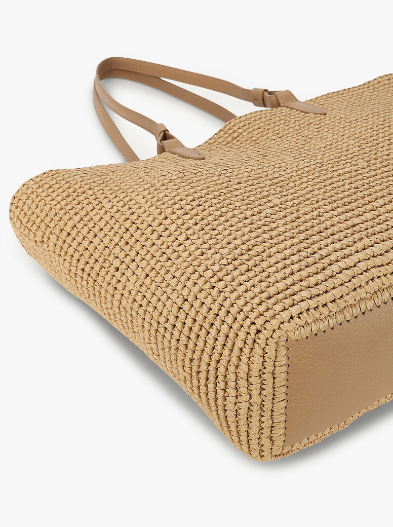 Mr Bandit Tote natural raffia