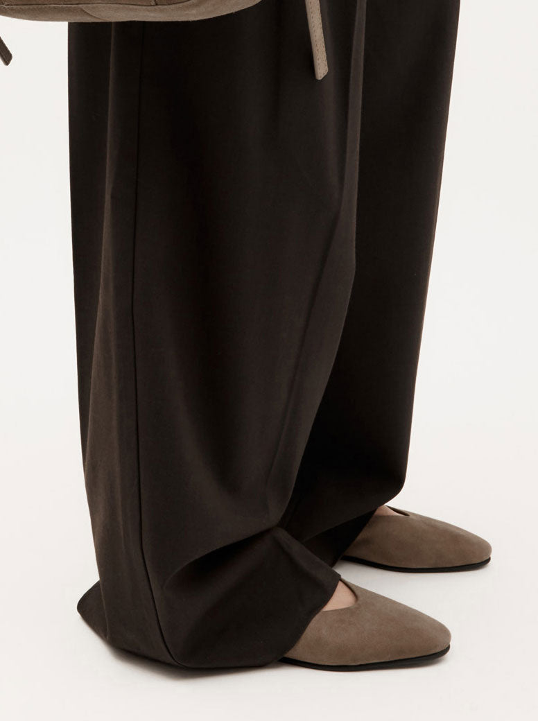 Cinch Flat dune suede