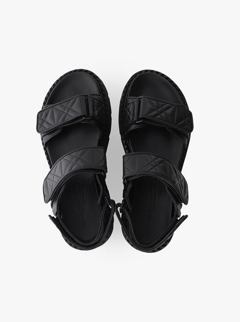 Close black