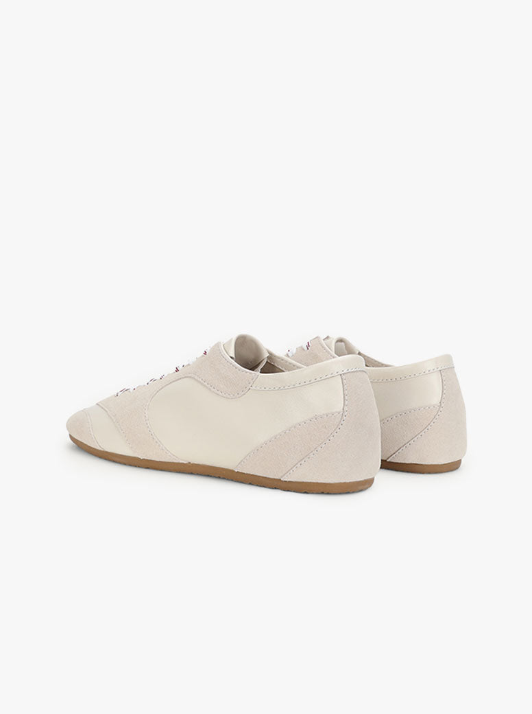 Road Rider milk suede