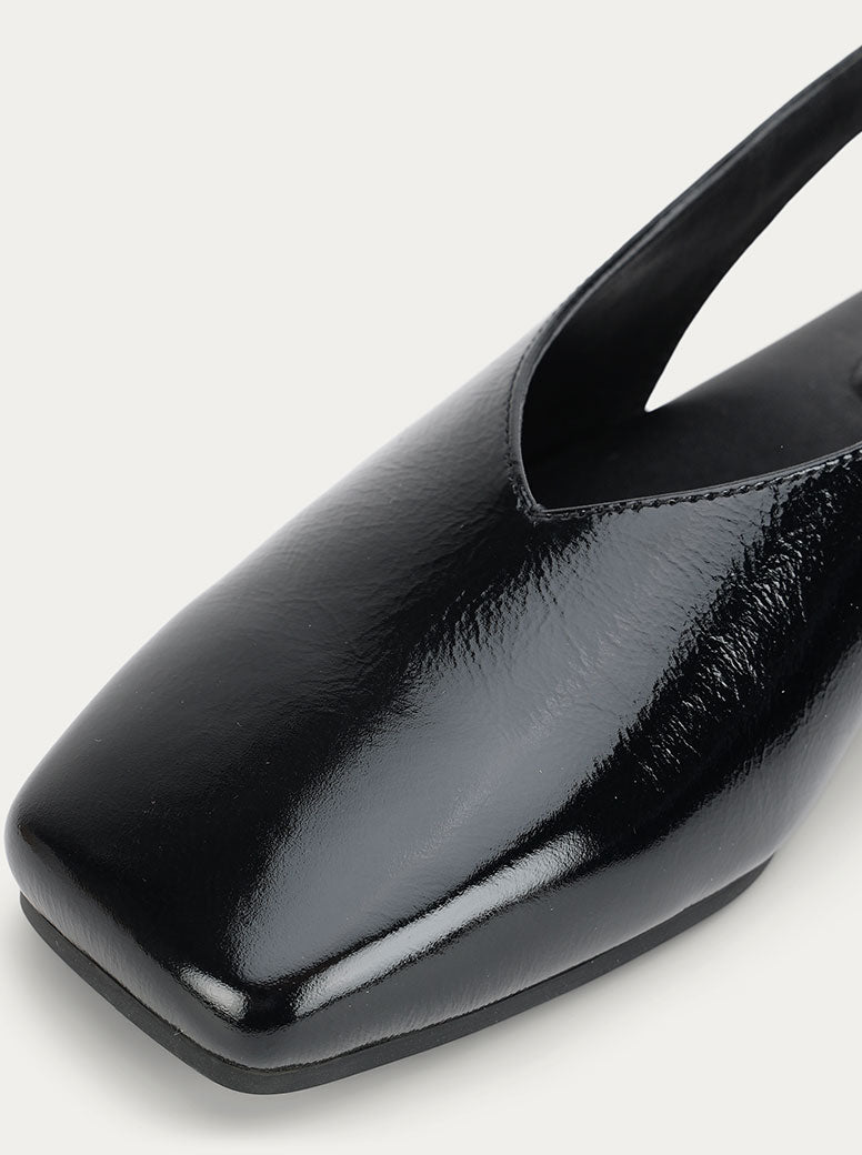 Saddleback Flat black