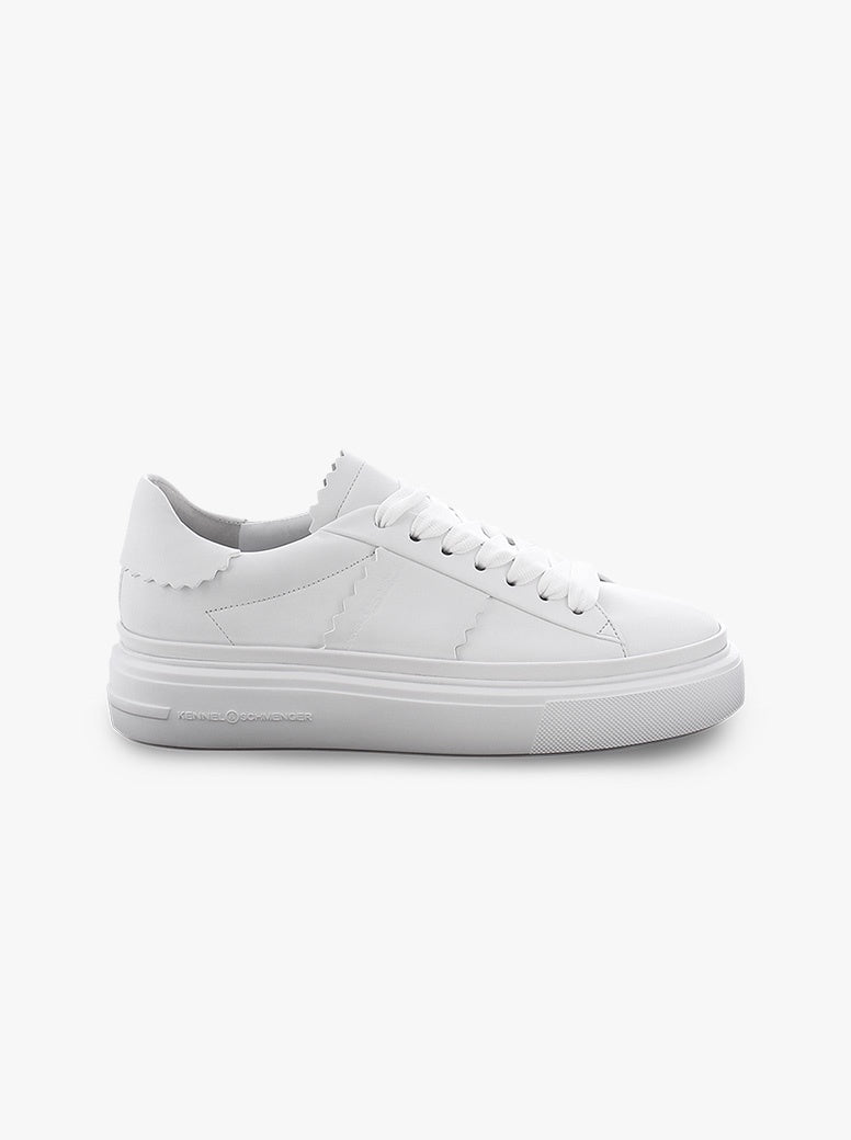 Dive white