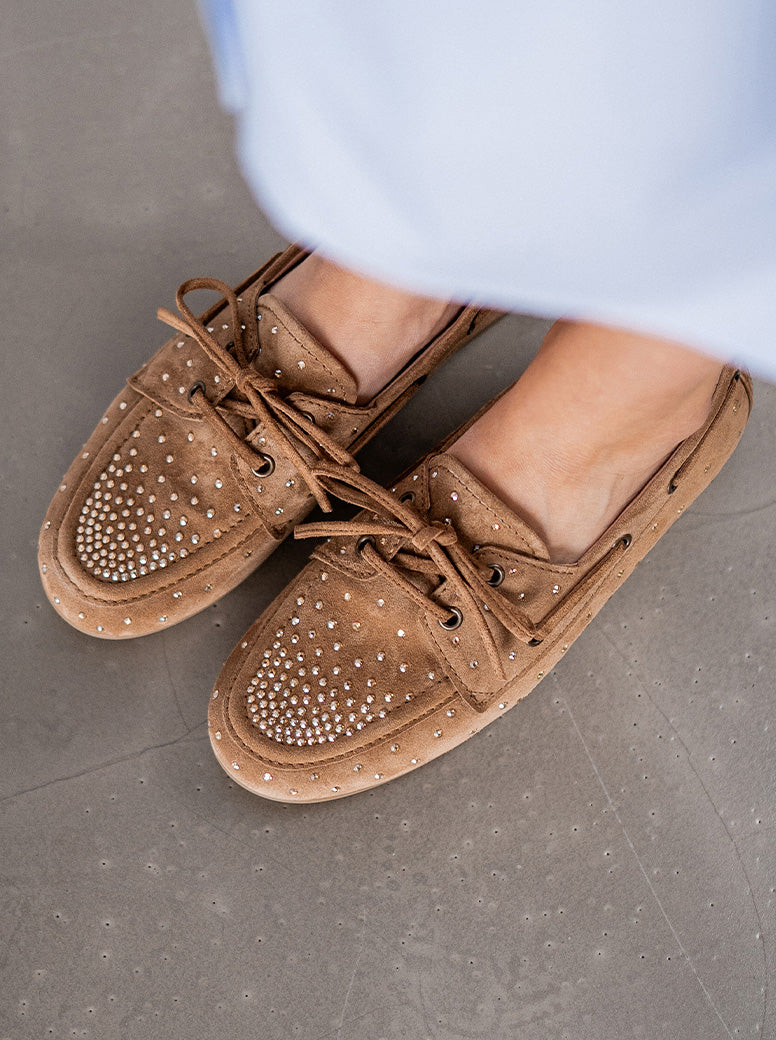 Drop golden brown suede