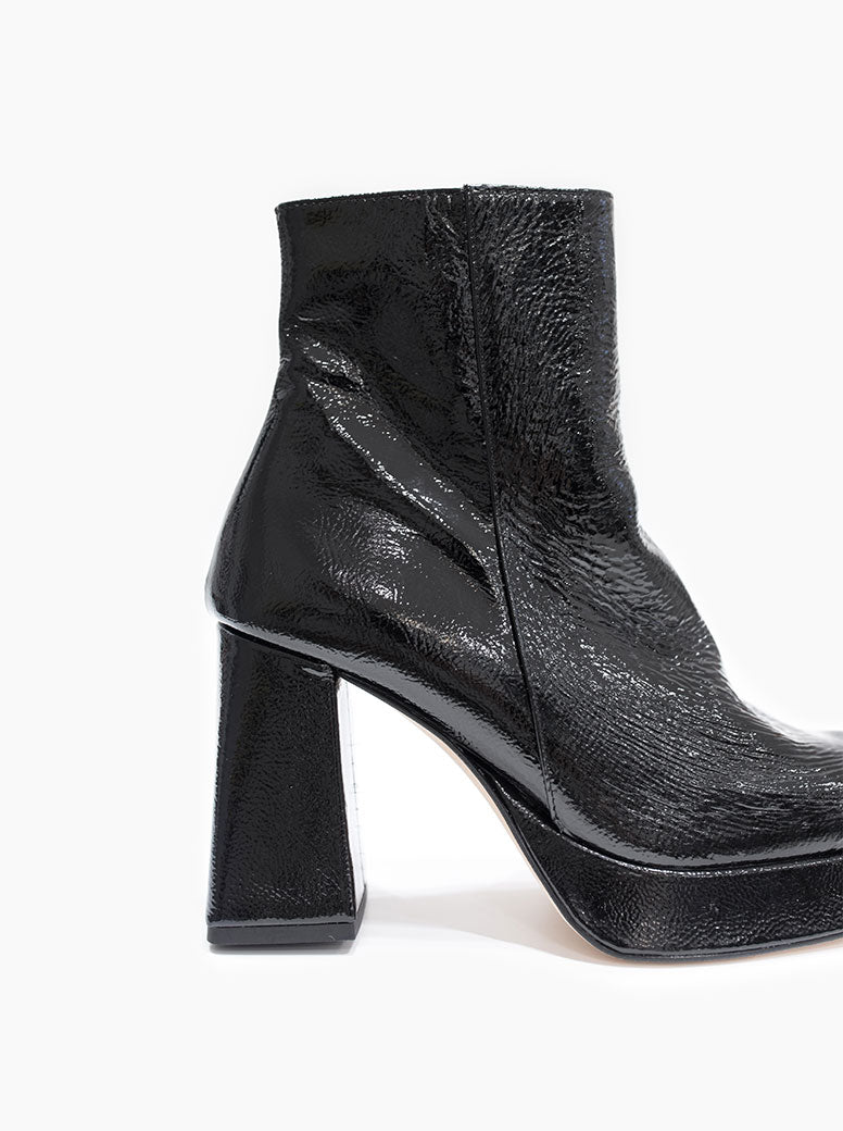 Hawke black crinkle patent