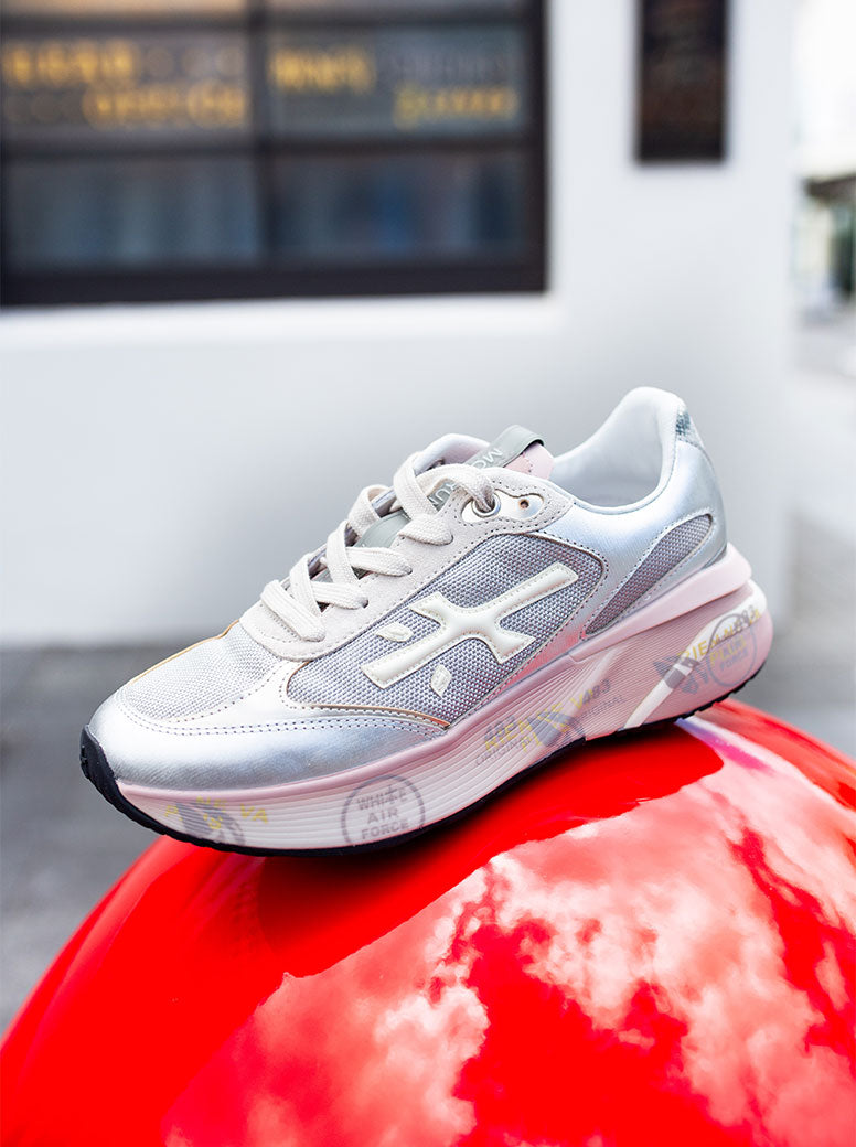 Moe Run silver / pink