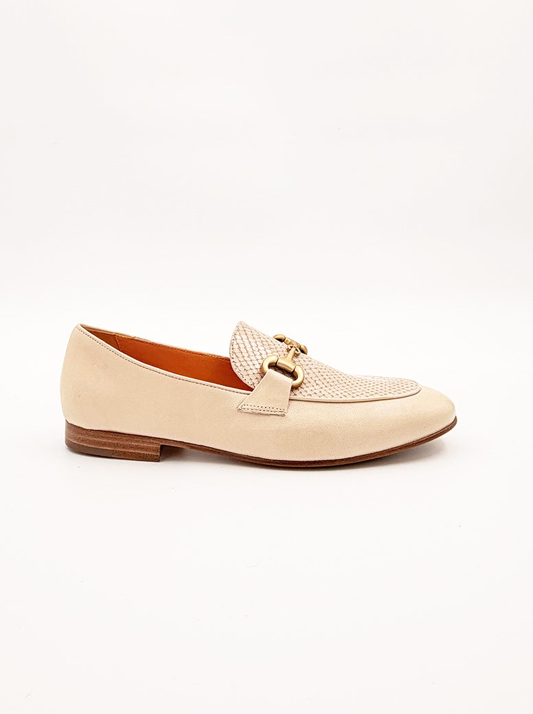 Pat beige