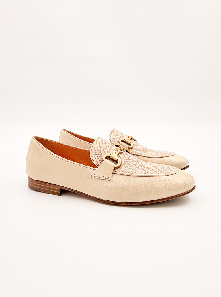 Pat beige