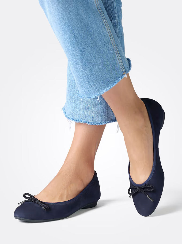 Tilly navy suede