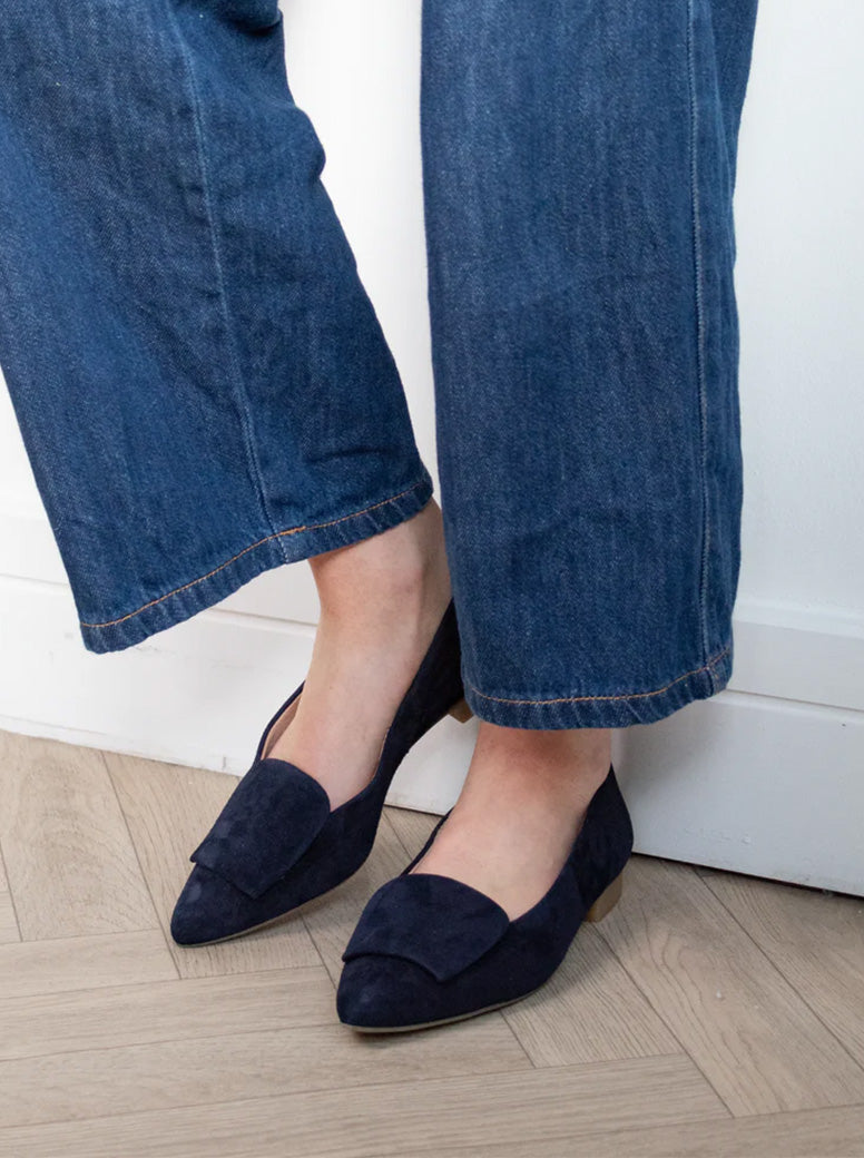 Trista navy blue suede
