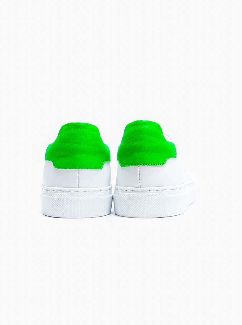 Caro white and green