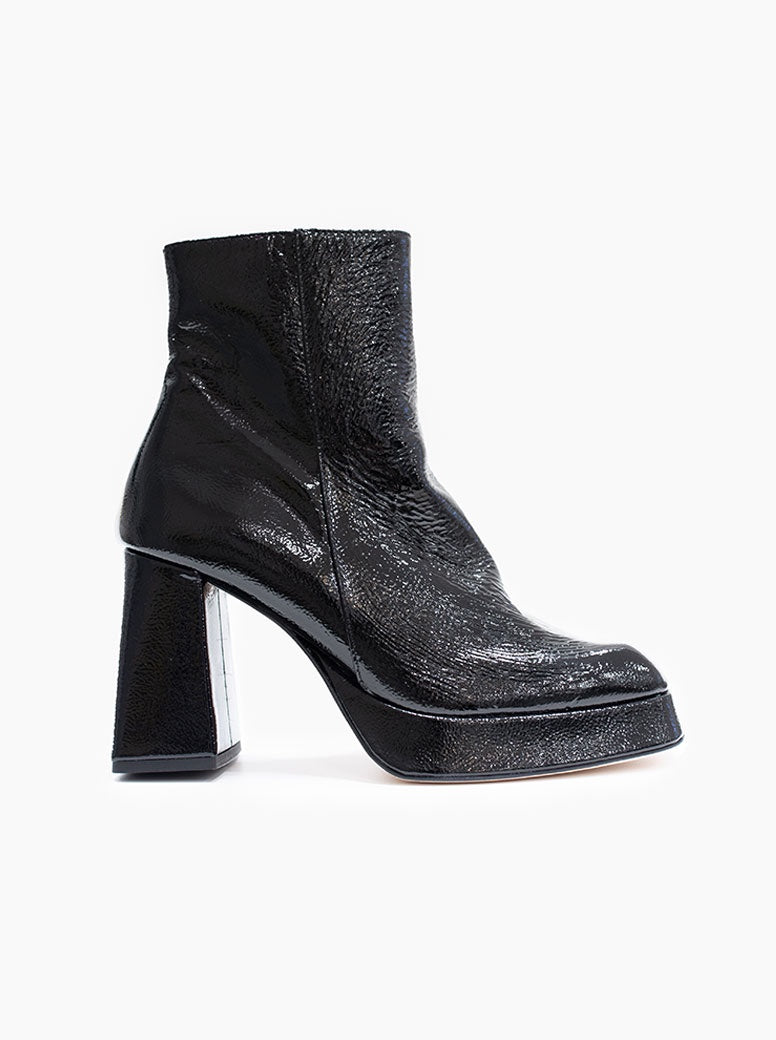 Hawke black crinkle patent