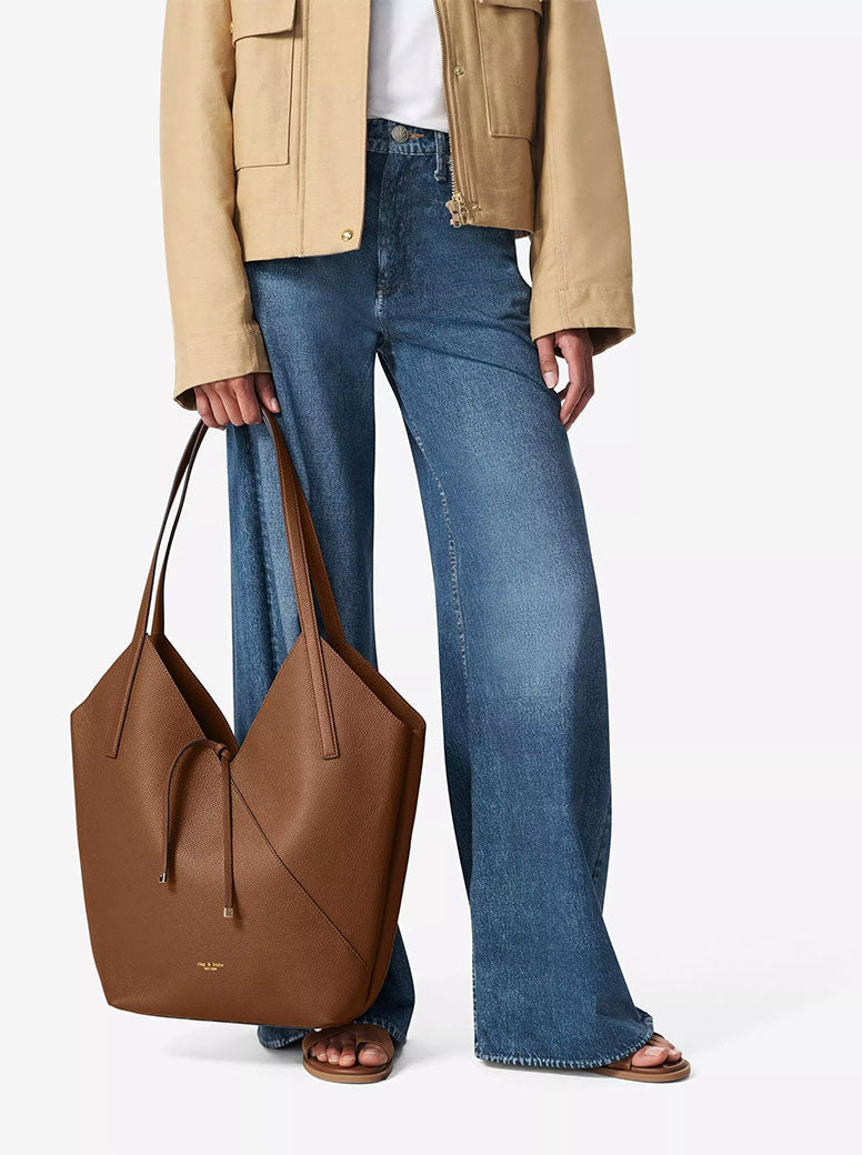 Alix Tote tan