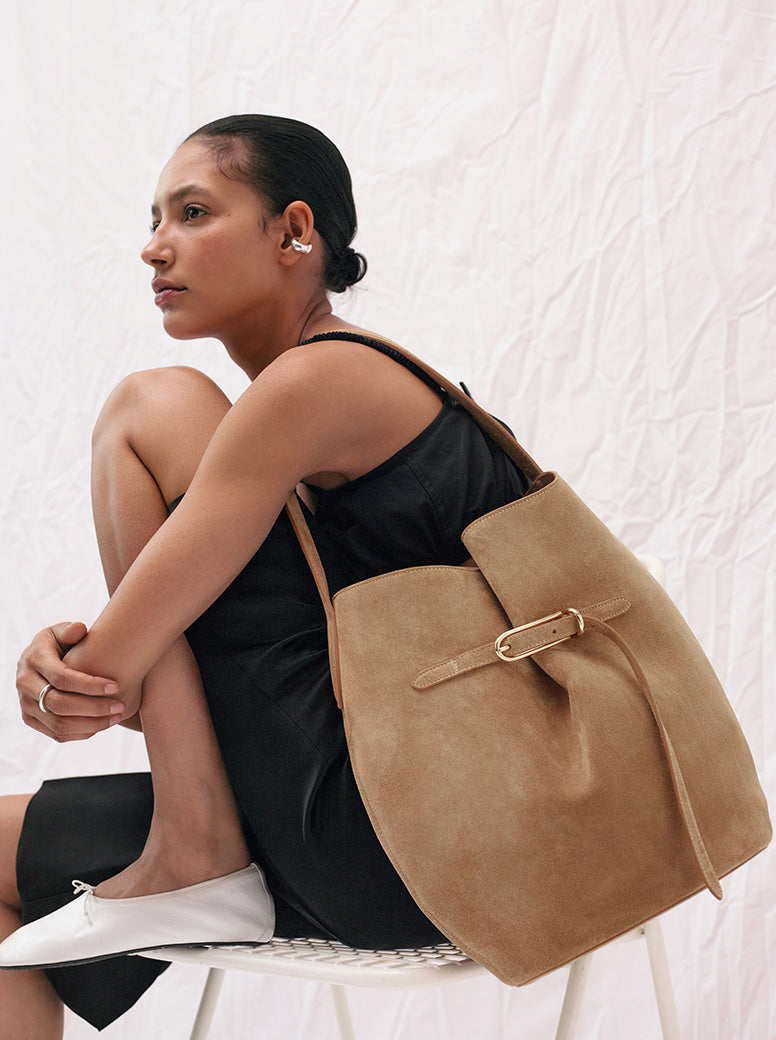 Belted Bucket Bag large sand suede