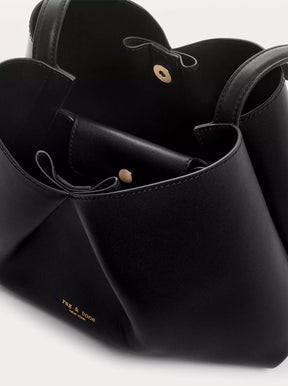 Bloom Medium black