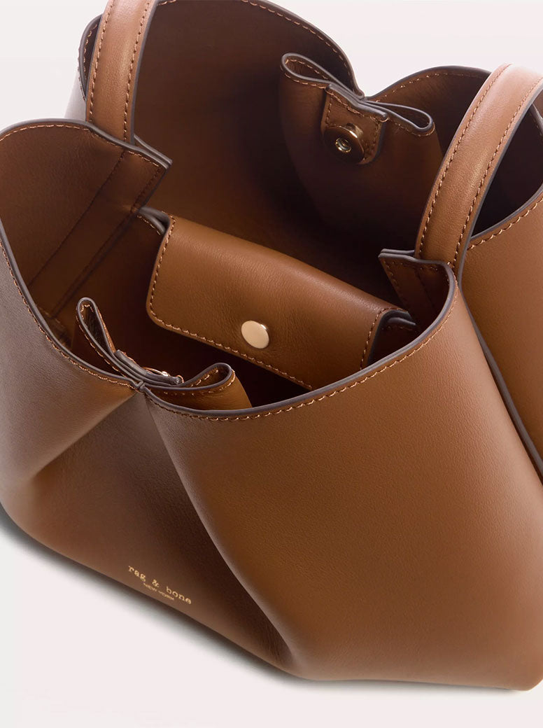 Bloom Medium tan