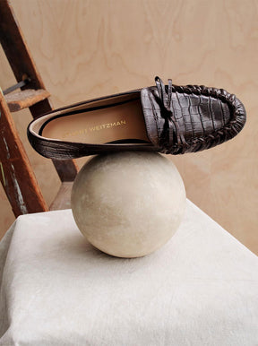 Britt Bow Loafer walnut croc