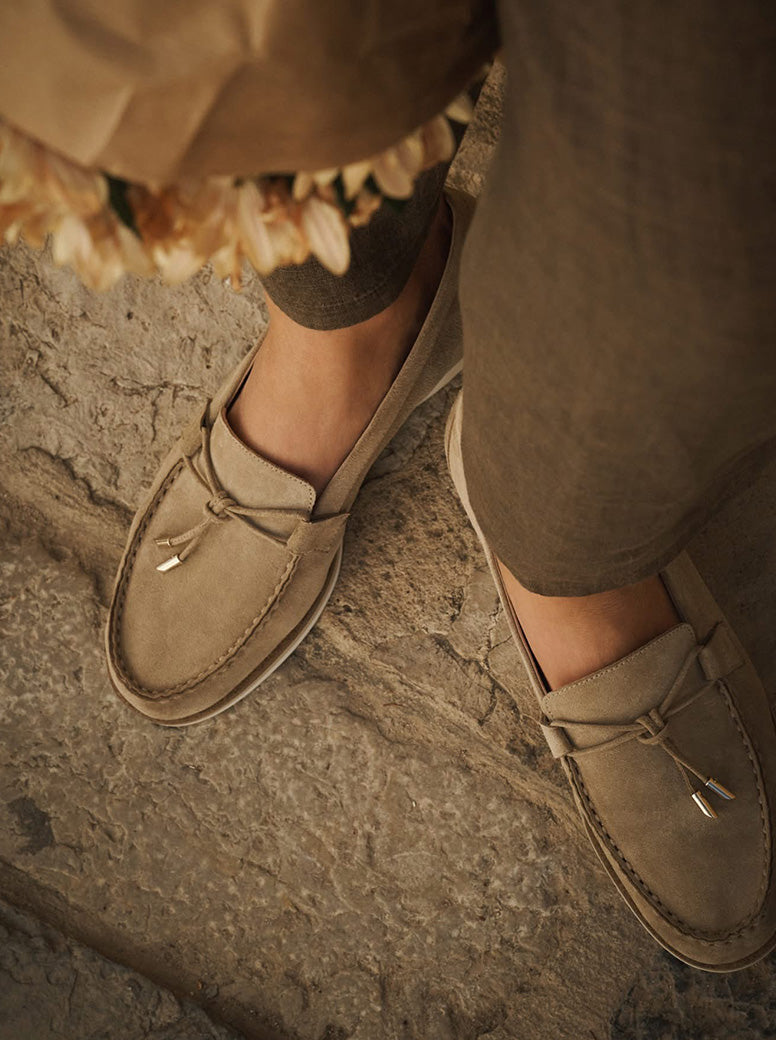 Capri taupe suede