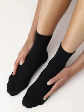 Cheryl Sock black