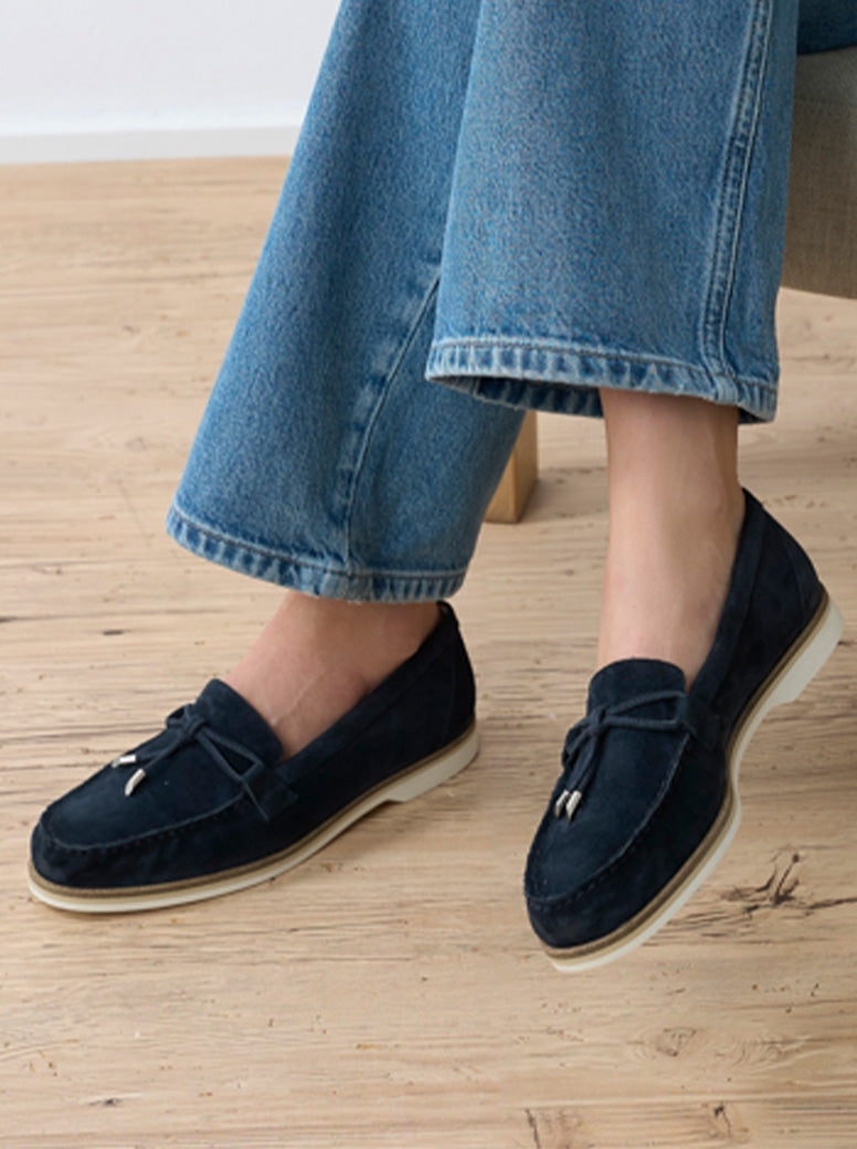 Capri navy suede