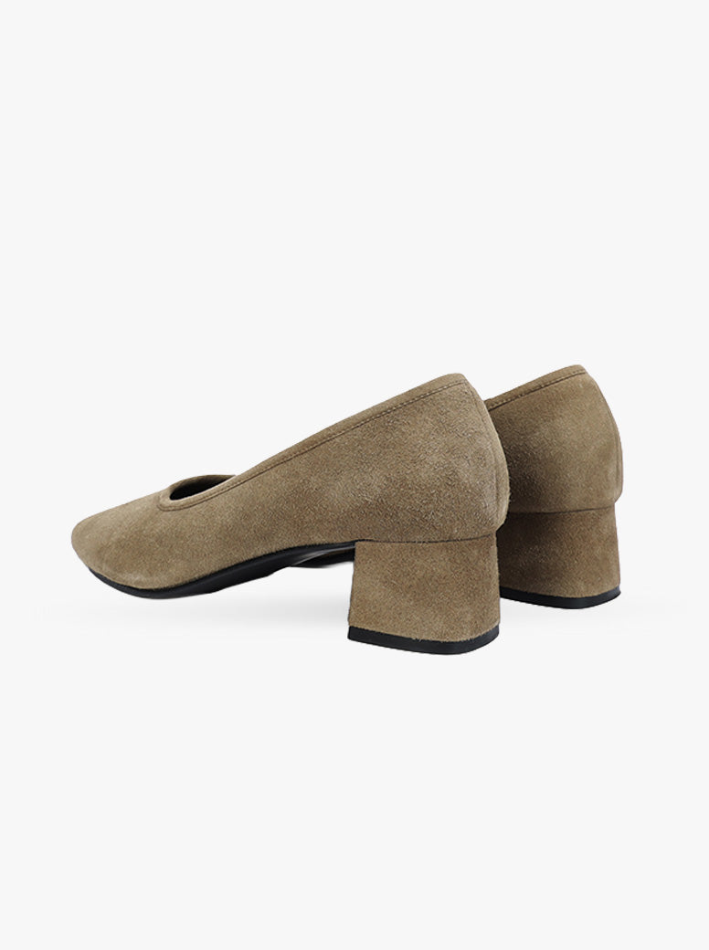 Cinch Pump dune suede