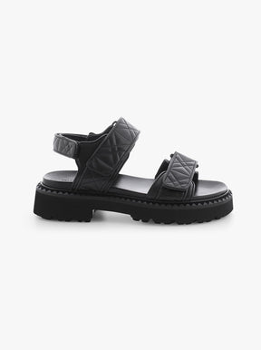 Close black