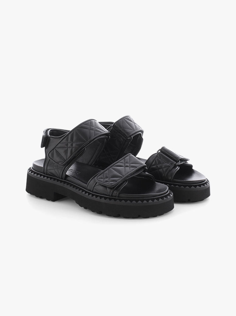 Close black