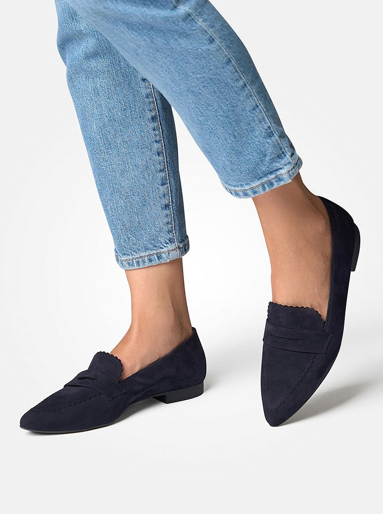 Cortina navy suede