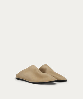 Sola Slide oat suede