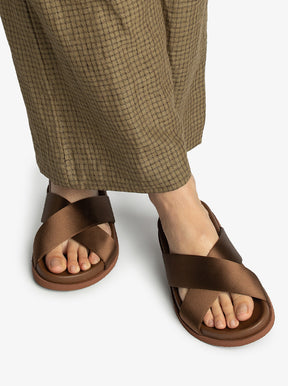 Daliana nutmeg satin