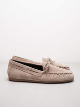 Dakota taupe suede