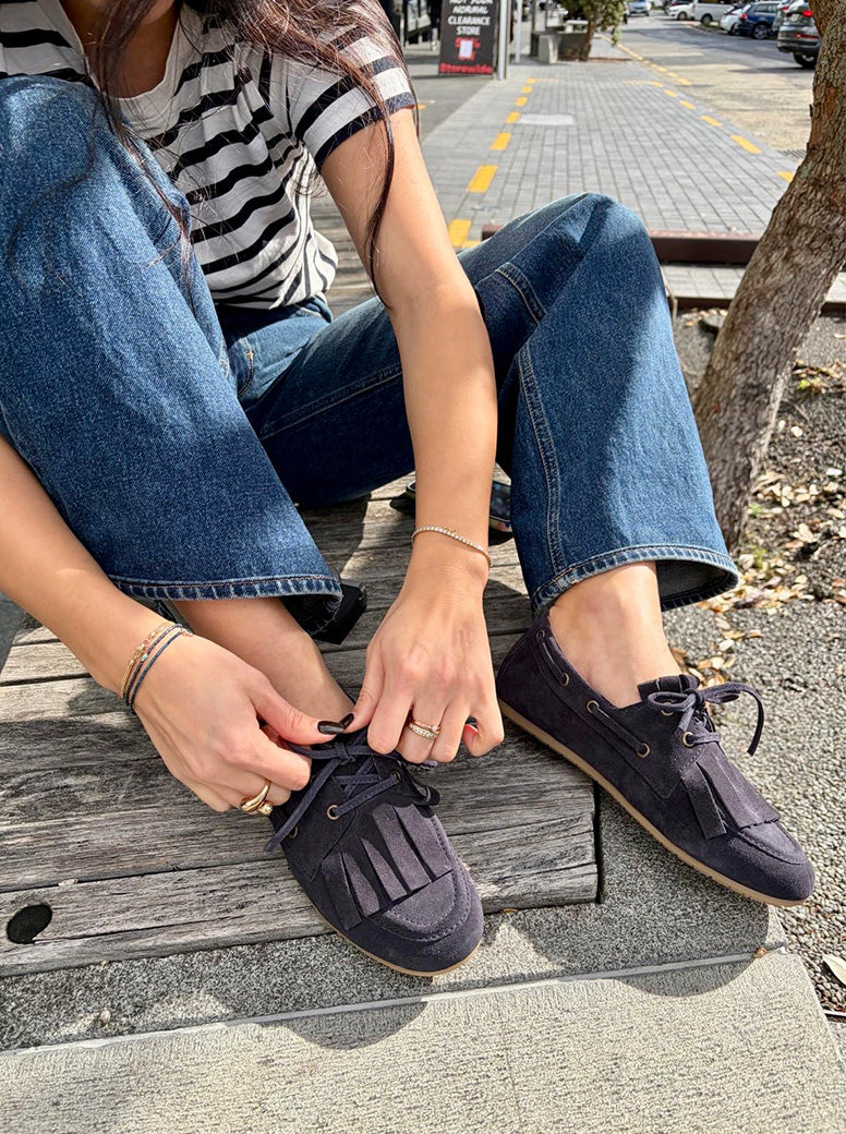 Dash navy suede