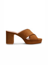 Dayna Slide tan suede