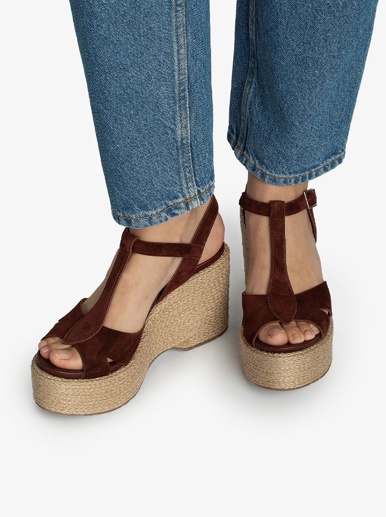 Domiel chocolate suede