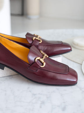 Giorgia burgundy