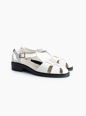 Isola white