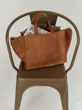 Leon Medium tan suede