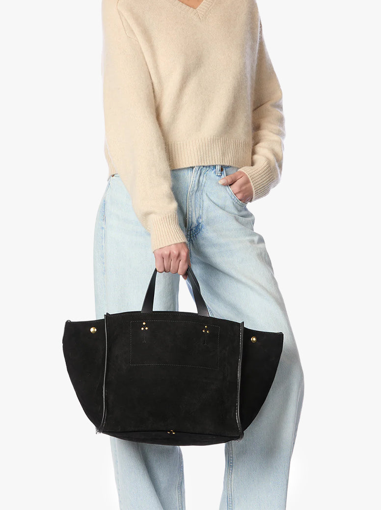 Leon Medium black suede