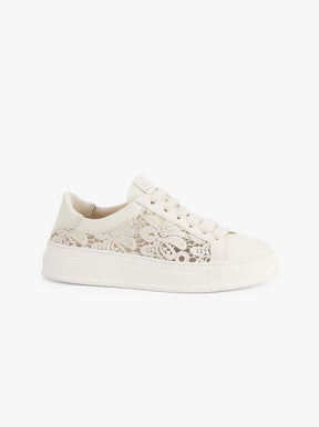 Lacey off white