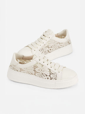 Lacey off white