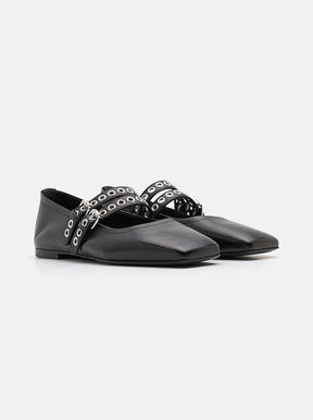 Leila black leather