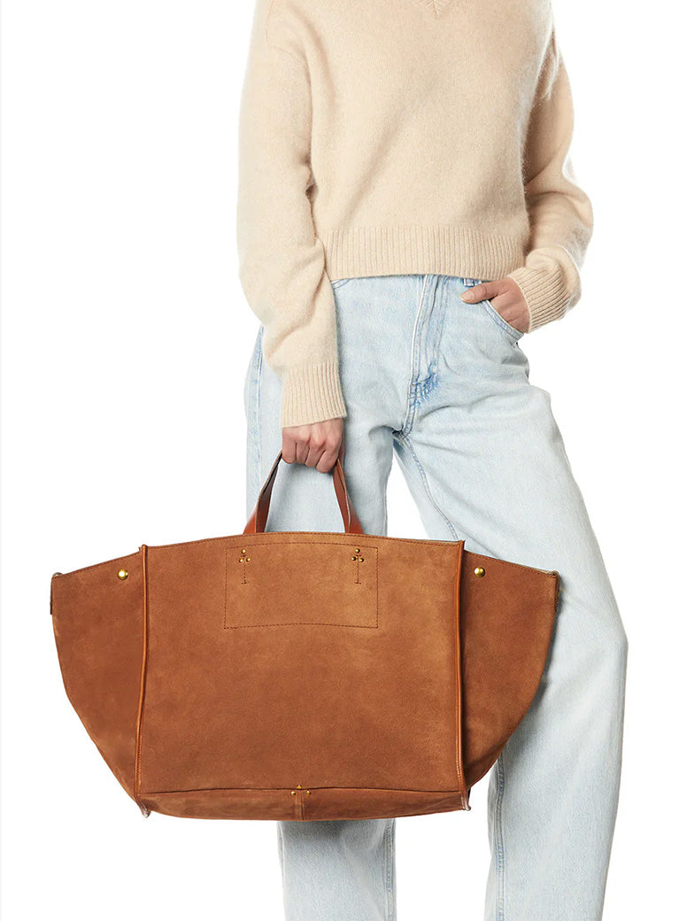 Leon Large caramel suede