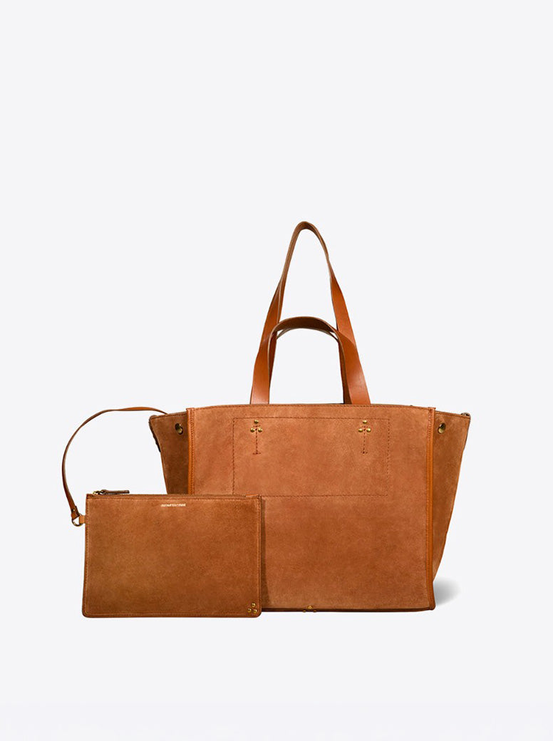 Leon Medium caramel suede