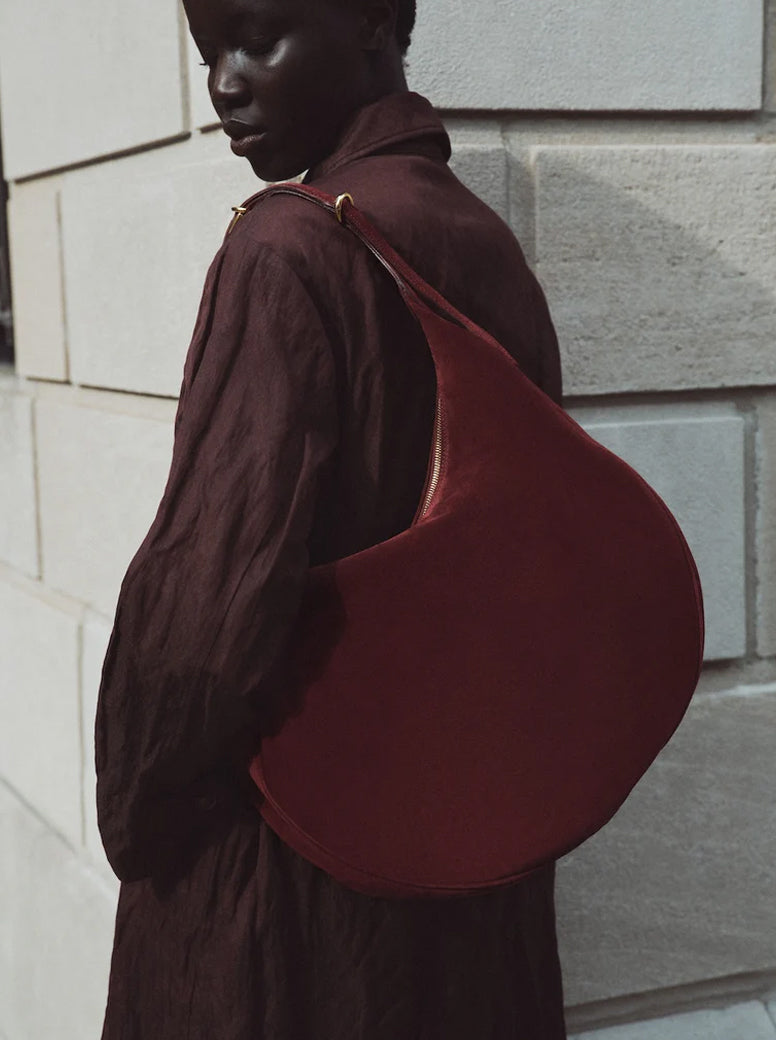 Moon Hobo maroon suede