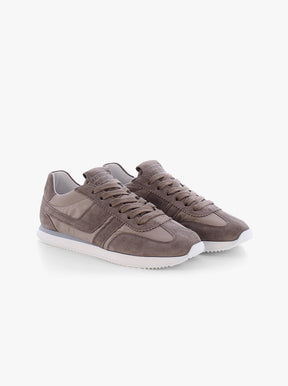Mui taupe