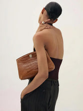Pushlock Pouch nougat croc embossed