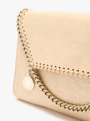 Rhea Falabella gold