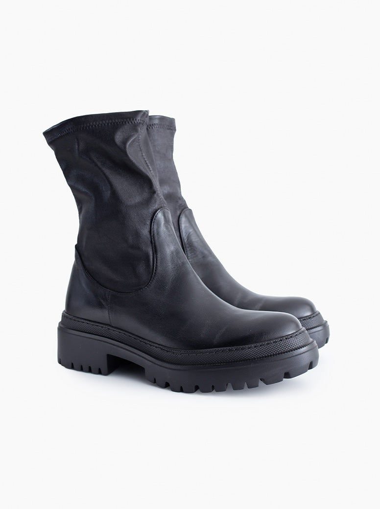 Sammie black stretch leather