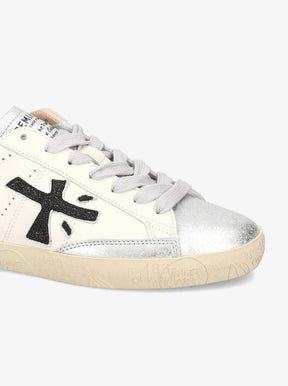 Steven white / black