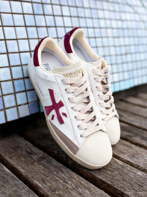 Steven white / burgundy