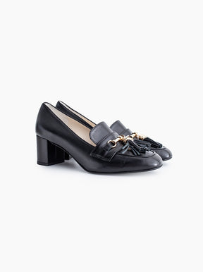 Valda black